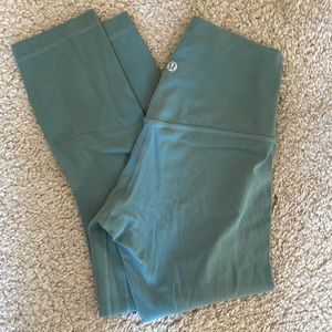 Lululemon Align High Rise Crop 21”